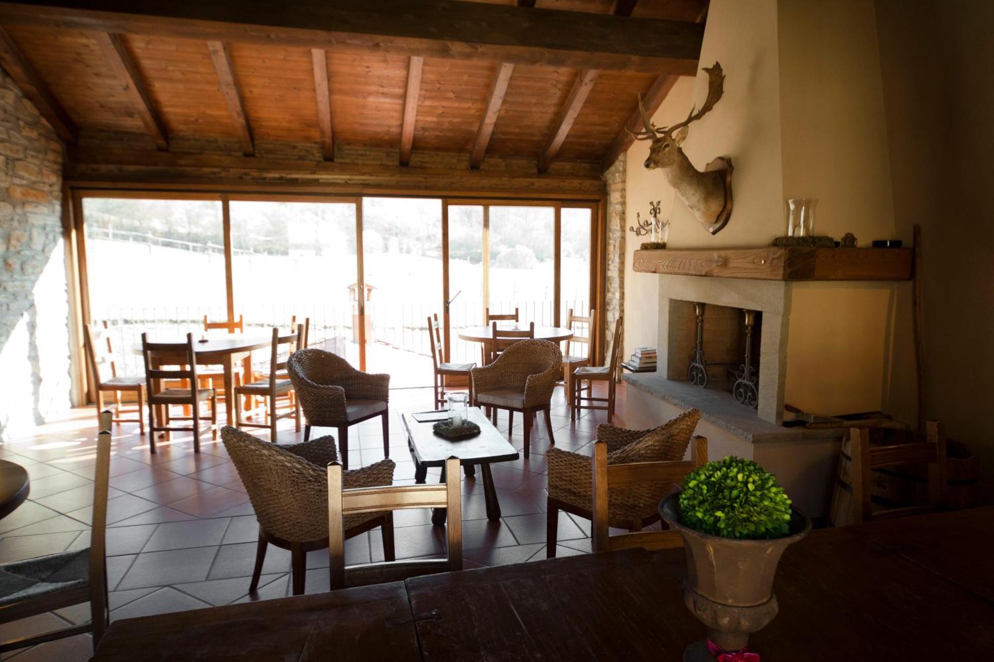 Agriturismo Il Passeggere Bruscoli Exteriör bild