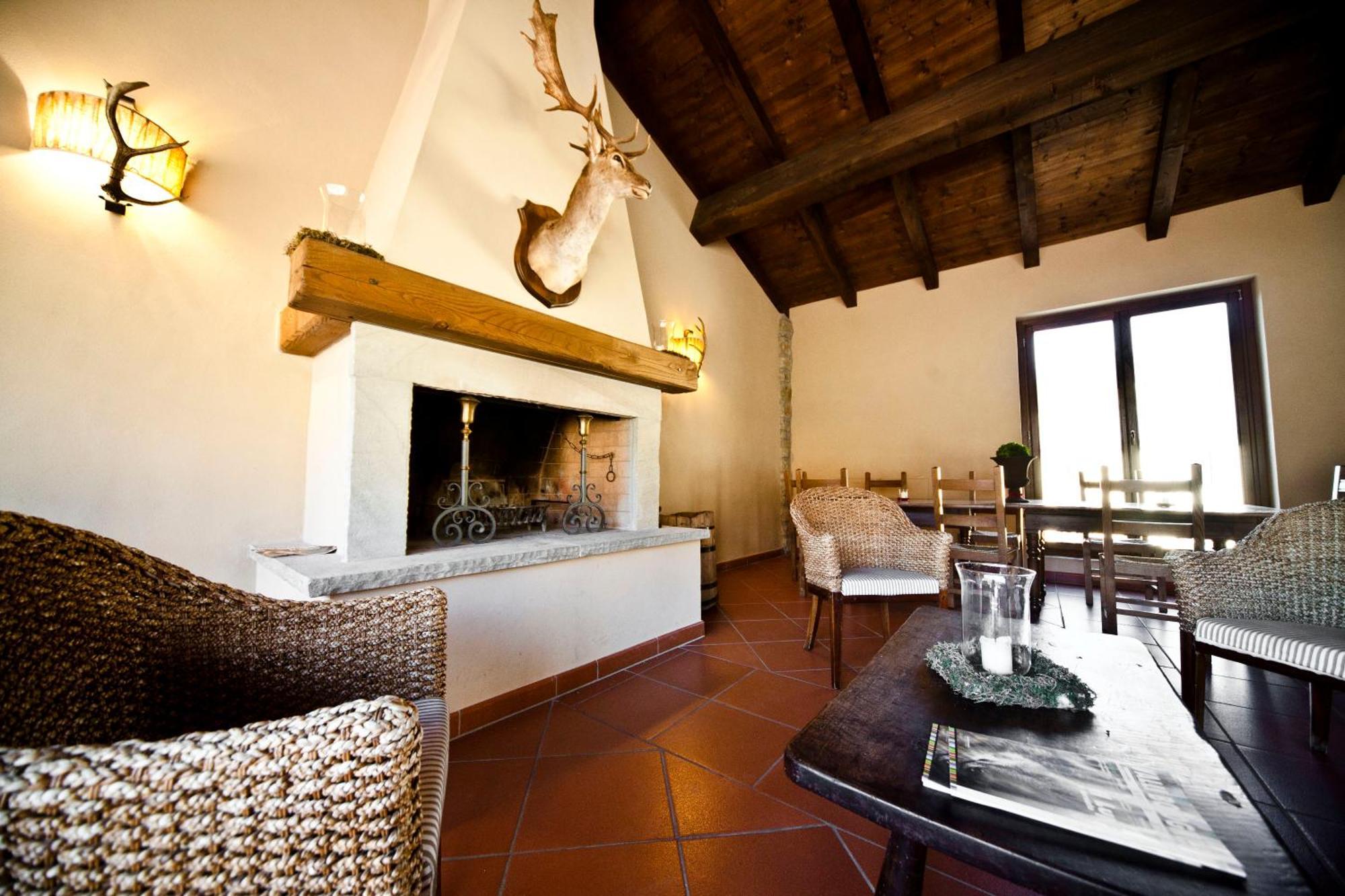 Agriturismo Il Passeggere Bruscoli Exteriör bild
